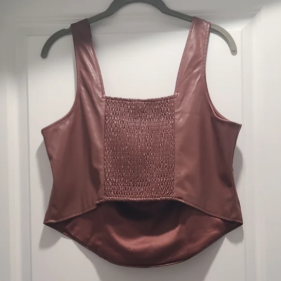 Torrid Perfect Skinny Faux Leather High-Rise Pants And Top 2 Piece Set - Picture 8 of 9